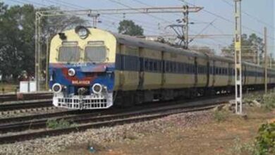 Photo of भारत की पहली प्राइवेट ट्रेन शिर्डी पहुंची